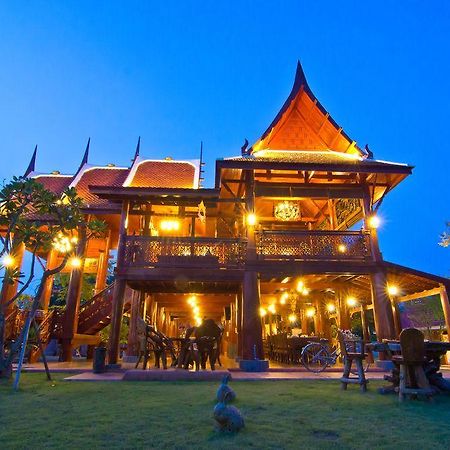 Bueng Bua Thong Resort Ban Huai Yai Dış mekan fotoğraf